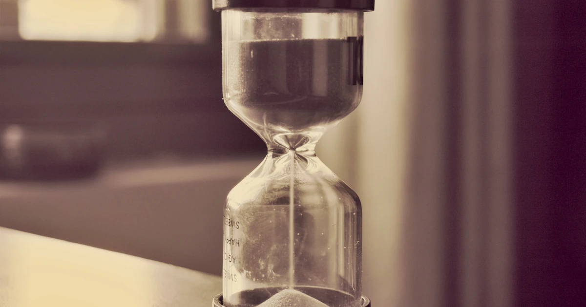 Artificial Intelligence Struggles with Temporal Understanding: Challenges in Reading Clocks and Calendars